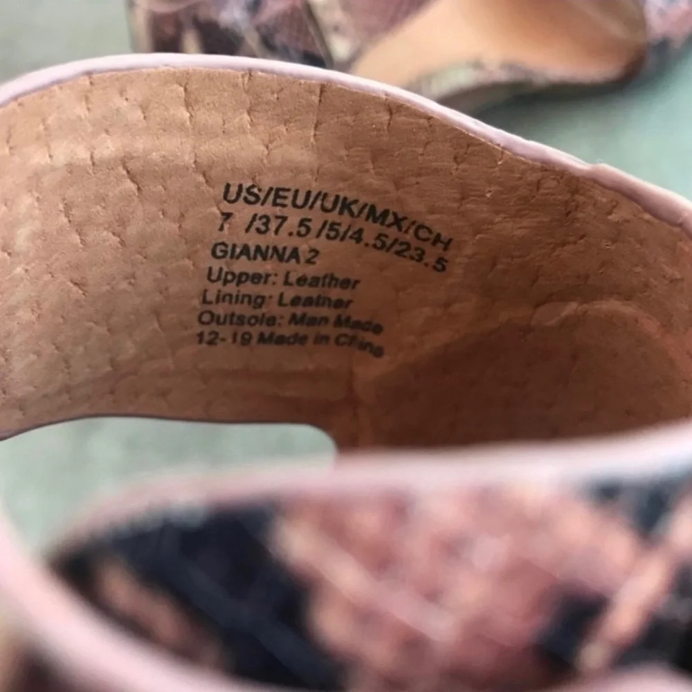 Gentle Souls Leather Reptile Mauve/Black Print Wedge Sandal Multi Sizes NWOB - Picture 12 of 14